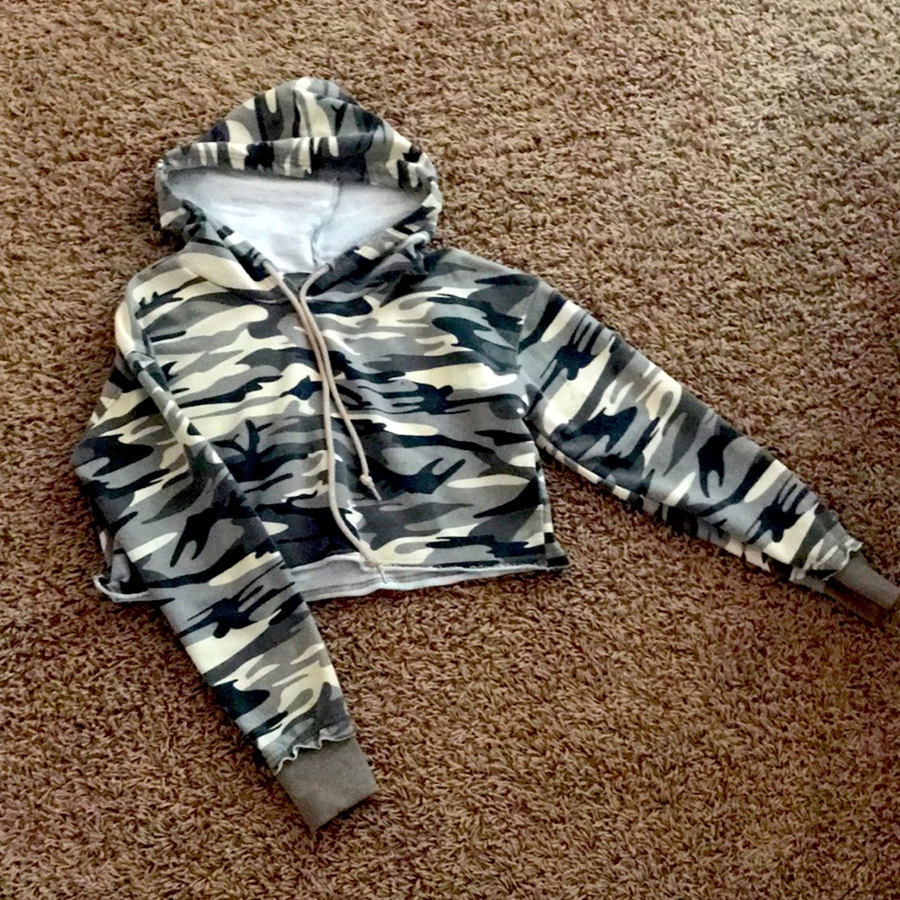 ROMWE crop-hoodie